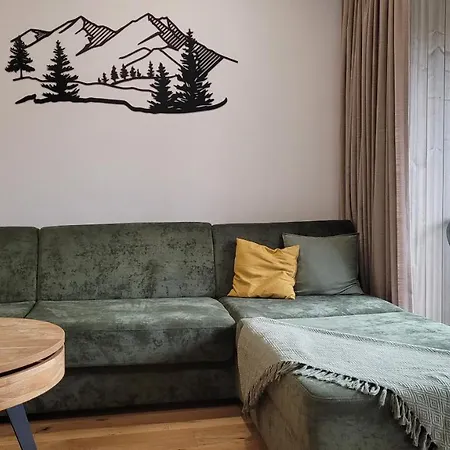 Nicole Apartmán